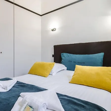 Superb In The City-center Of - Welkeys Apartamento